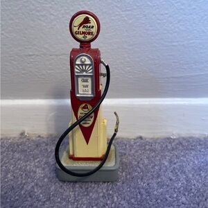 Vintage Style Miniature Gilmore Gas Pump